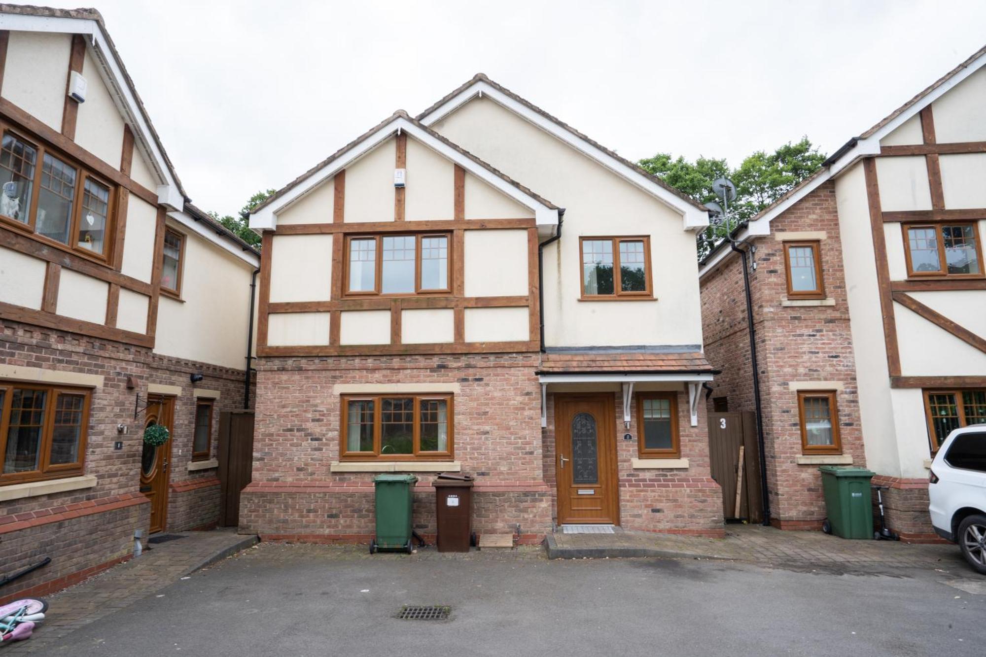 Emirates House, Luxe 5 Bed, With King Sized Beds, Next To Aiport & Nec, Jlr 5 Mins Vila Marston Green Exterior foto