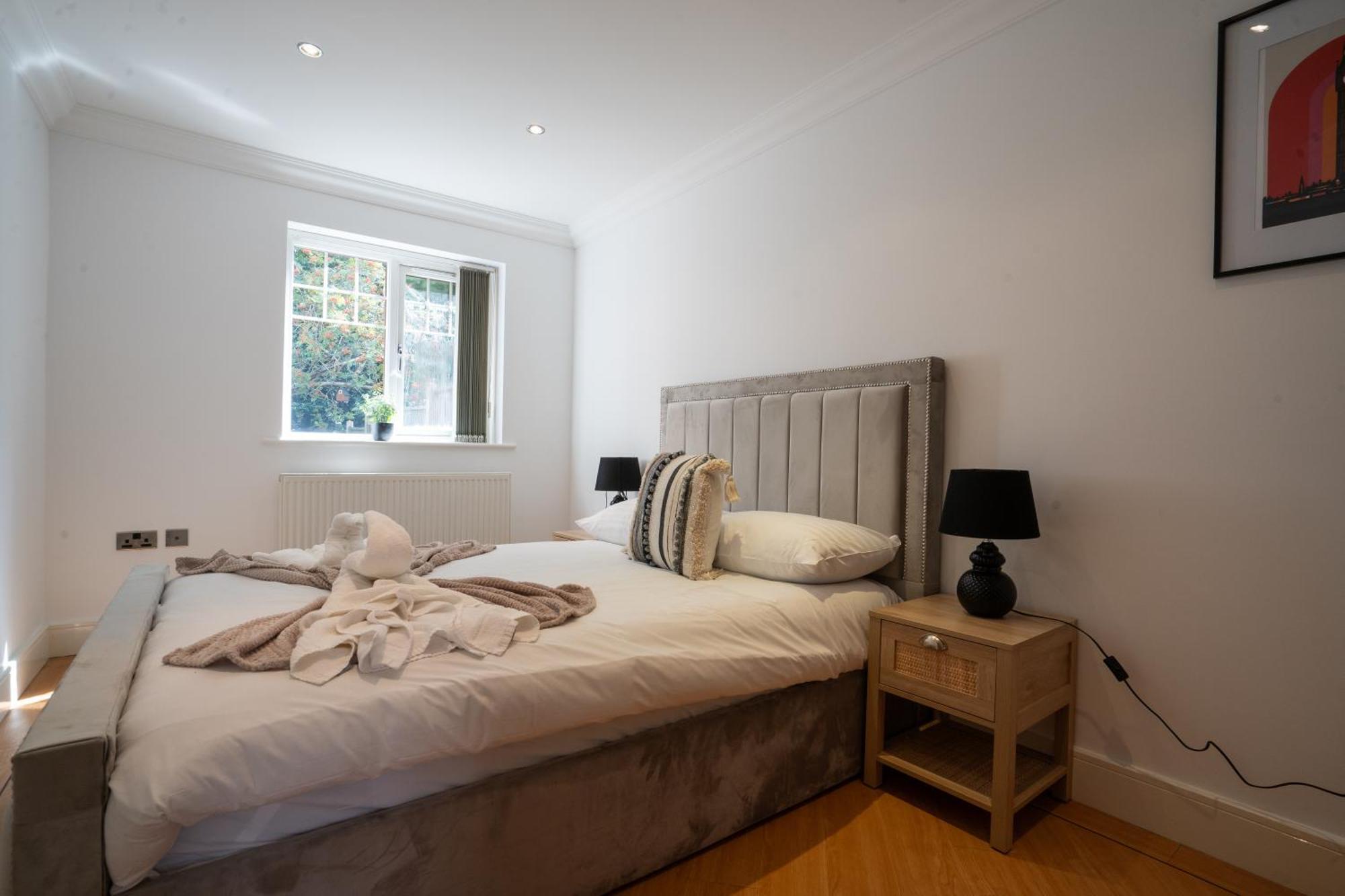 Emirates House, Luxe 5 Bed, With King Sized Beds, Next To Aiport & Nec, Jlr 5 Mins Vila Marston Green Exterior foto